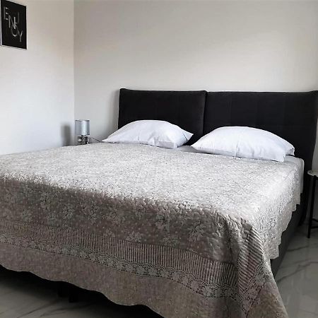 Premium Apartments Adore نوفاليا المظهر الخارجي الصورة